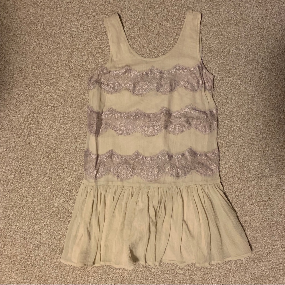 Topshop sz 6 US lilac lace lt tan drop waist dress